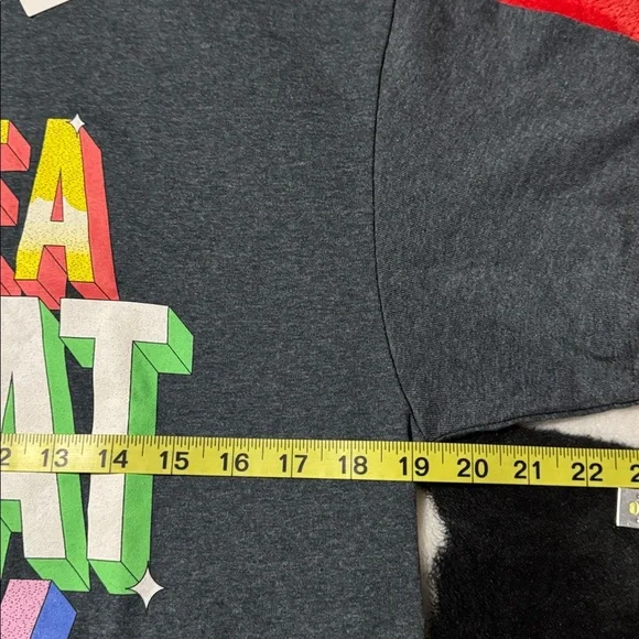 Funny Graphic Teeshirt Size Medium - Picture 4 of 5